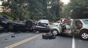 Three car crash in Covington kills one, injures seven