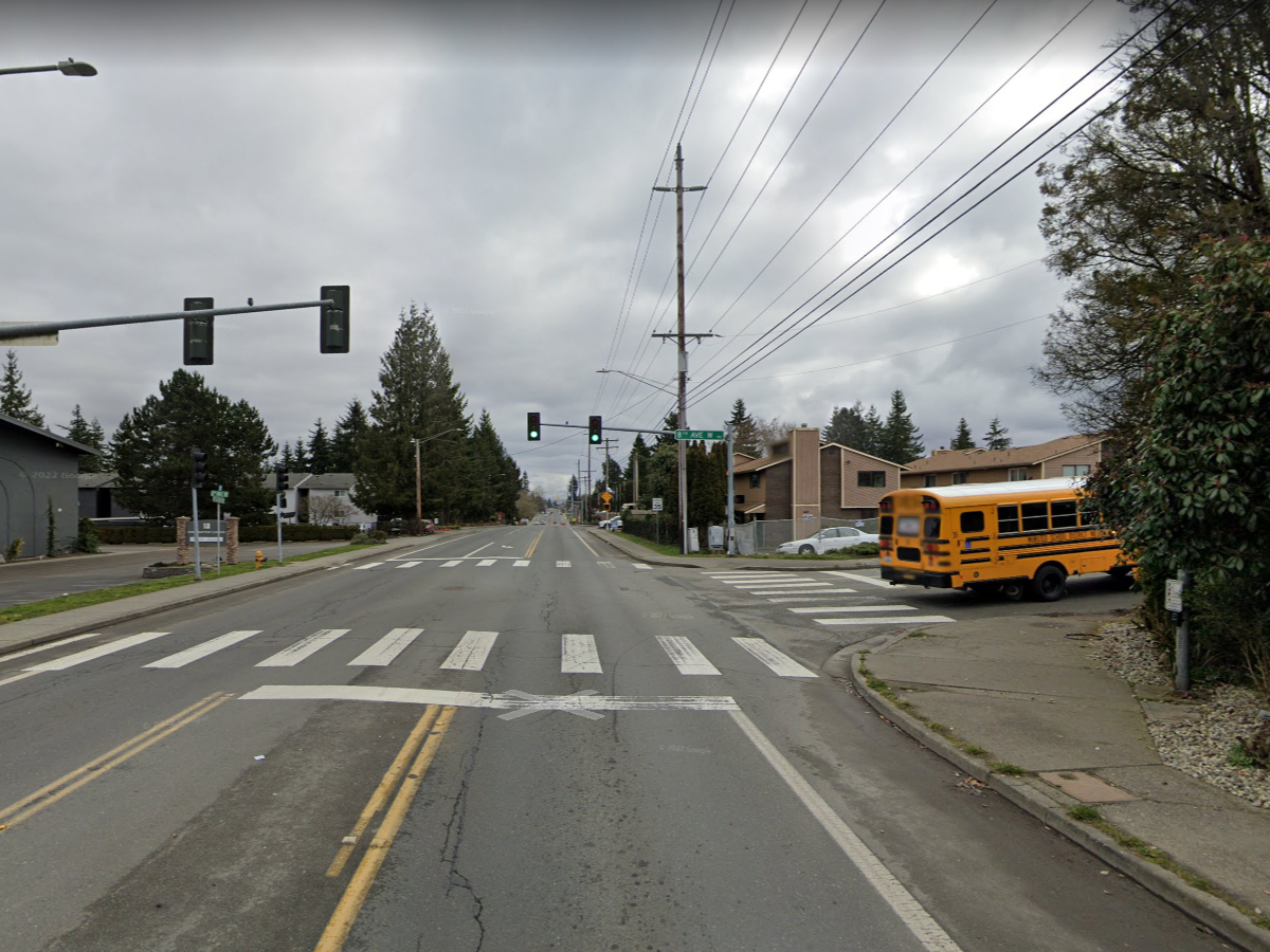 News: Motorcyclist dies after crash involving school bus in Everett