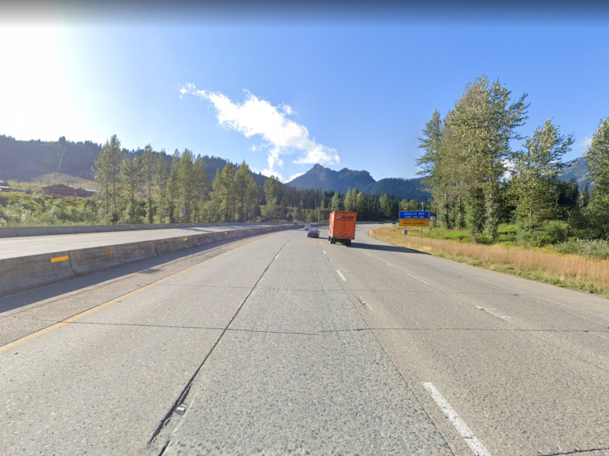 News: Driver hospitalized after crash with jackknifed semi on Snoqualmie Pass