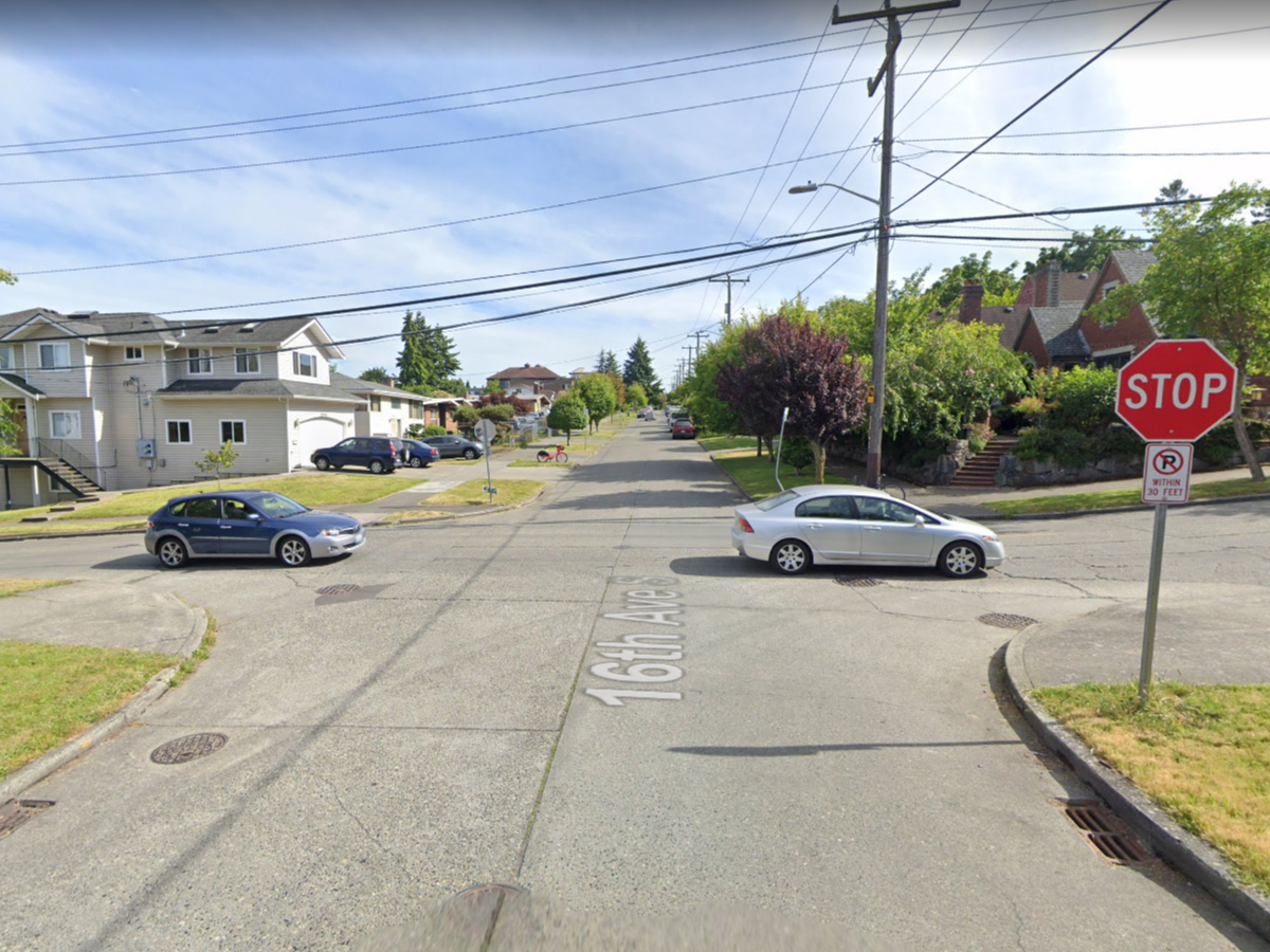 News: Two injured in hit-and-run crash at Lacey intersection