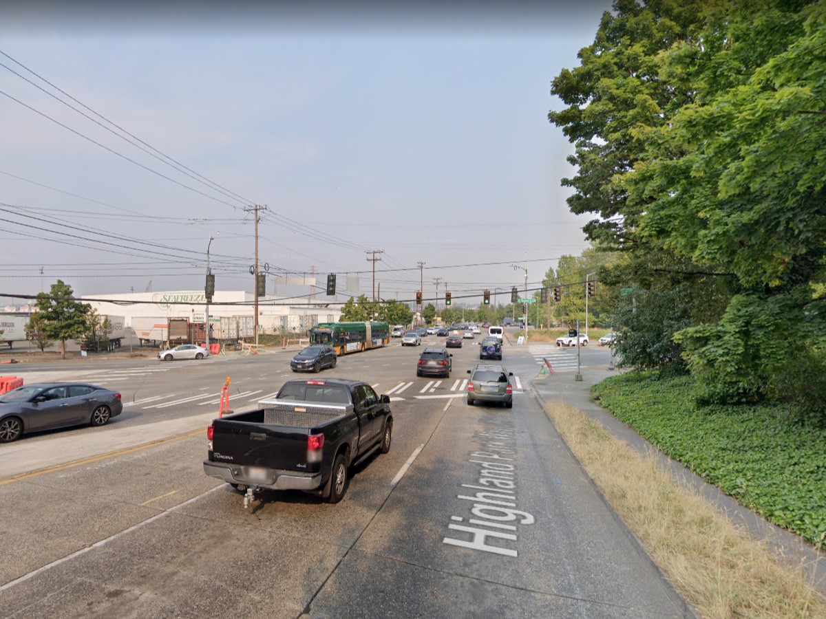 News: 2 injured in collision near West Seattle's Riverview area
