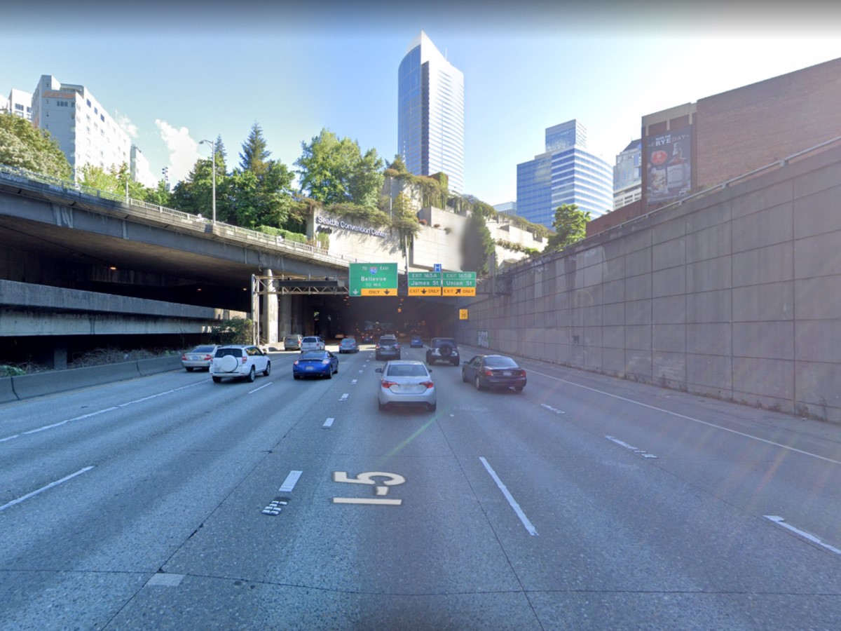 News: 7 injured in multi-car wreck on I-5 near Seattle Convention Center