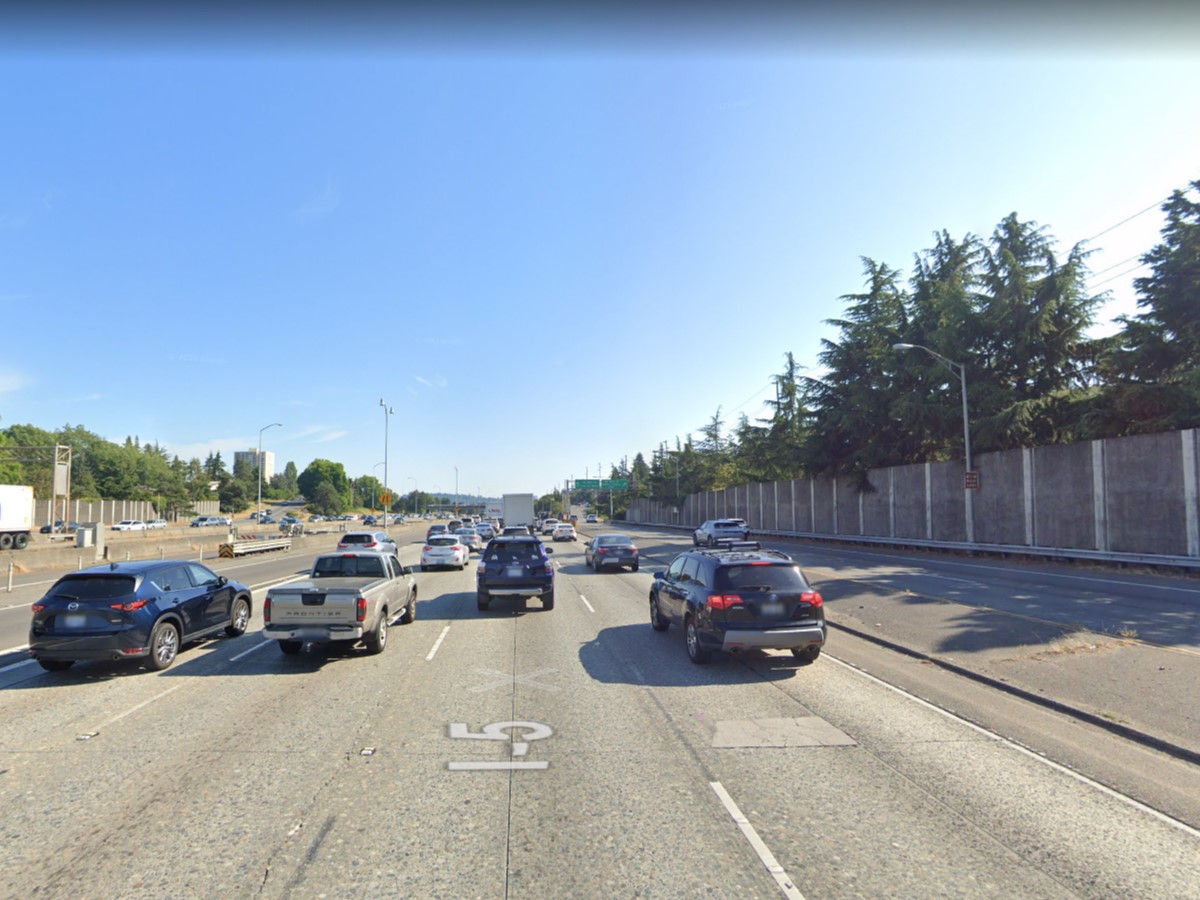 News: Collision closes two lanes on I-5 SB near Seattle's Meridian area